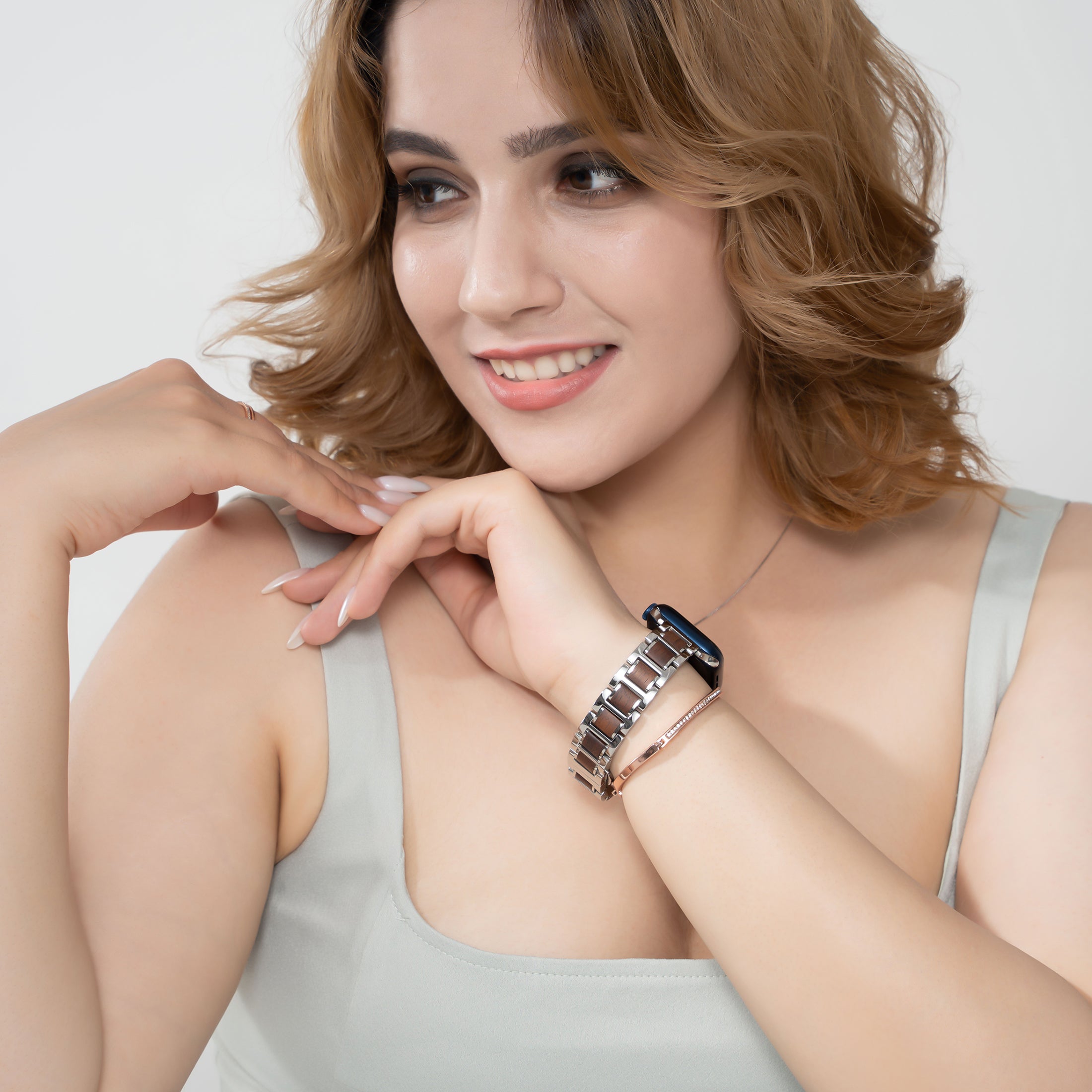 NaturaGlow Apple-Watch-Armbänder für Damen, Holz-Stahl-Mix